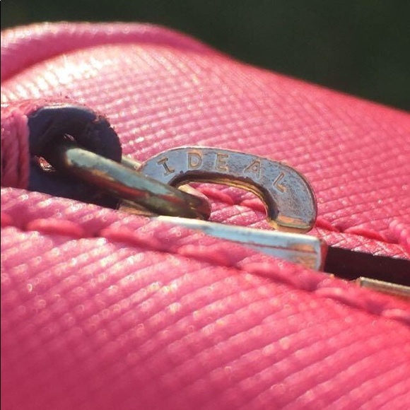 Red Coach handbag - Picture 4 of 5